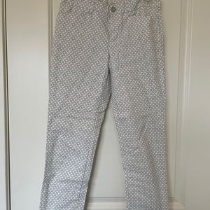 Closet closing Thursday!! Ankle pants - patterned white